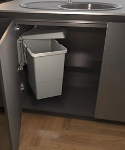 Garbage can for the kitchen, with automatic opening